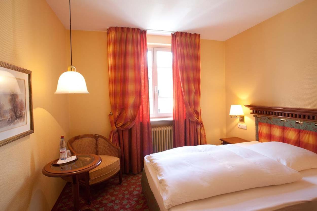 Hotel Karpfen เอเบอร์บาค ภายนอก รูปภาพ